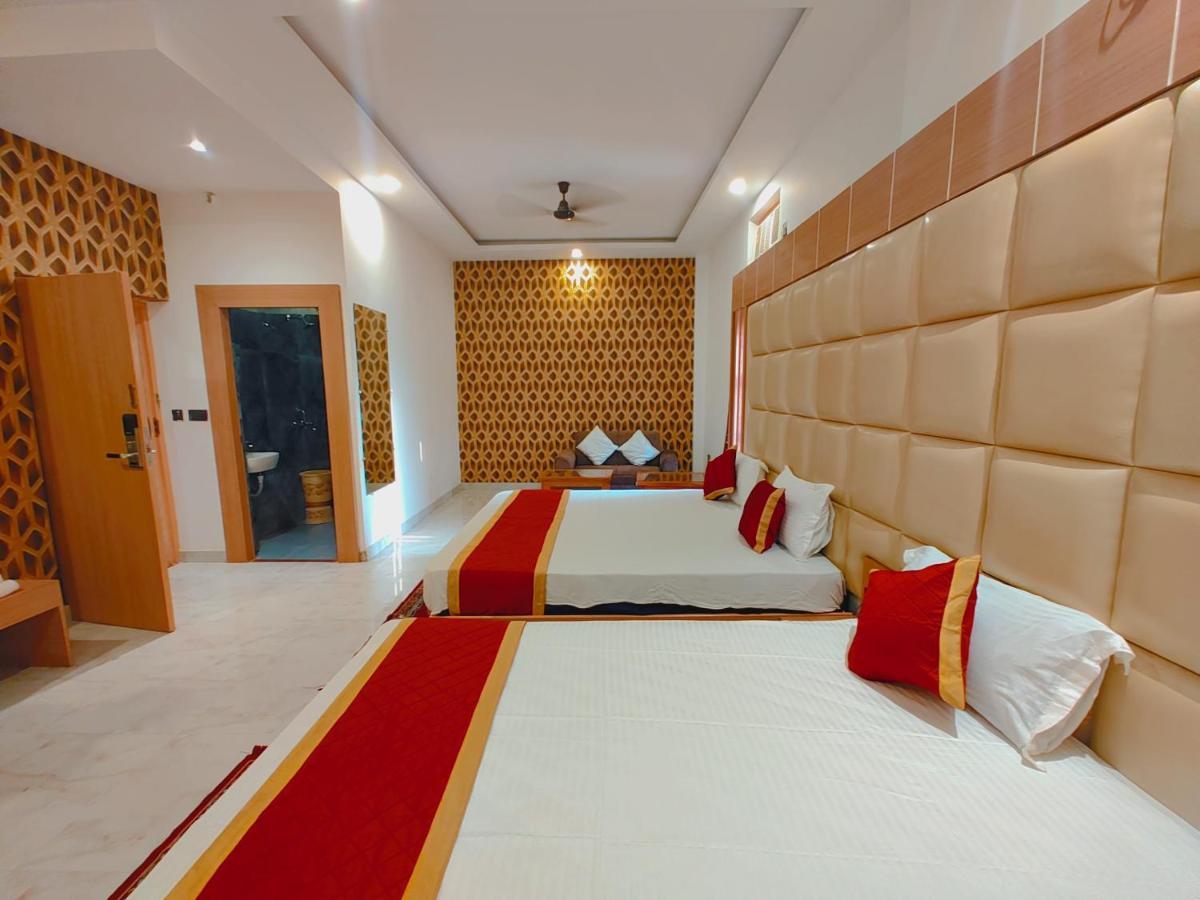 Avadh Sunshine Palace Hotel And Resort Ayodhya Exteriör bild