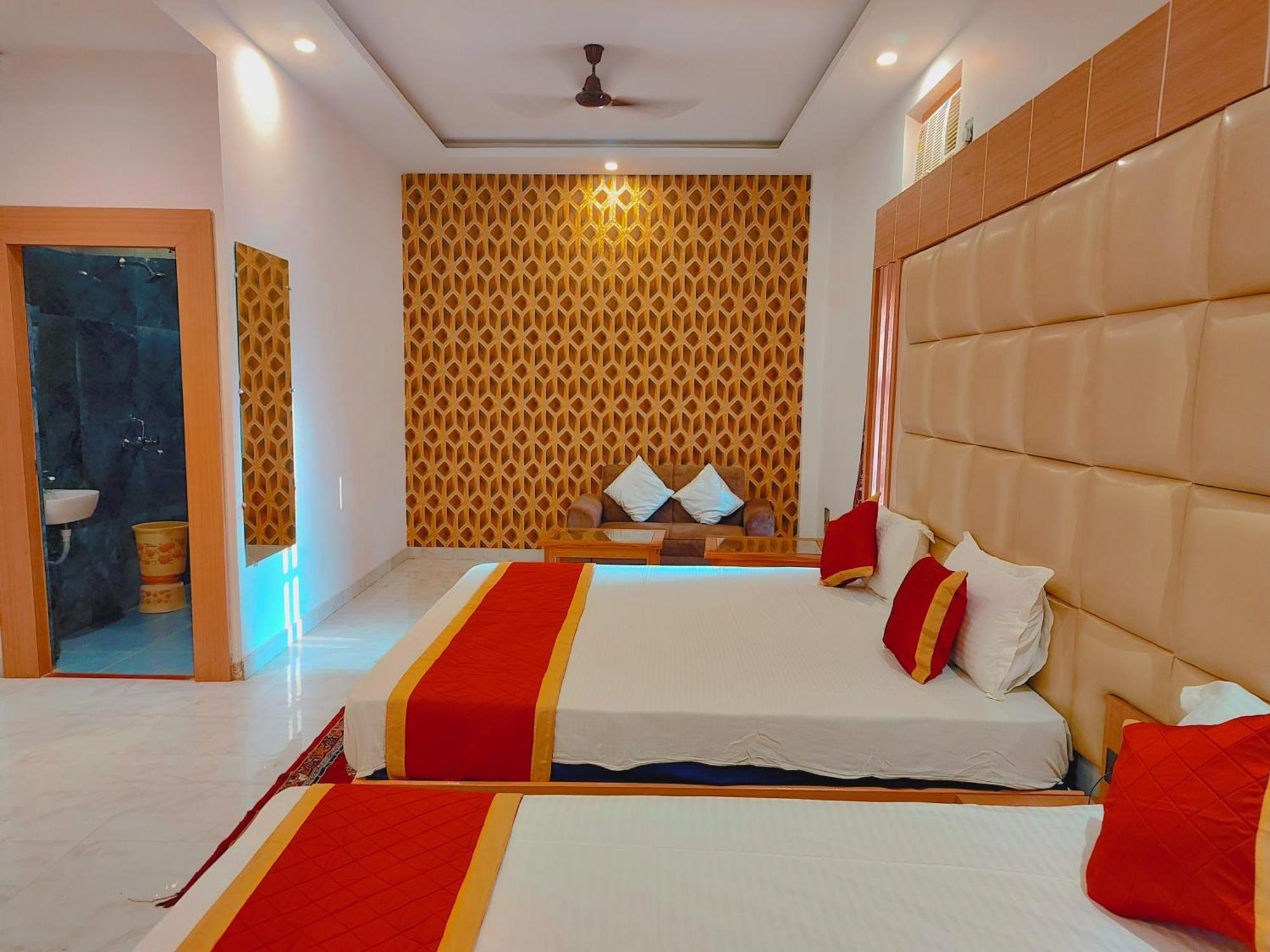Avadh Sunshine Palace Hotel And Resort Ayodhya Exteriör bild