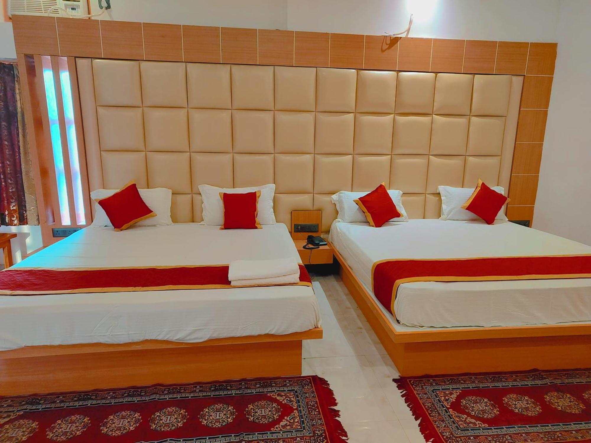 Avadh Sunshine Palace Hotel And Resort Ayodhya Exteriör bild
